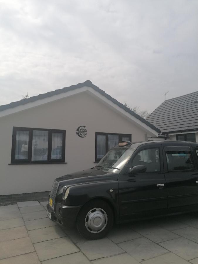 Chota Gher Apartment Widnes Eksteriør billede