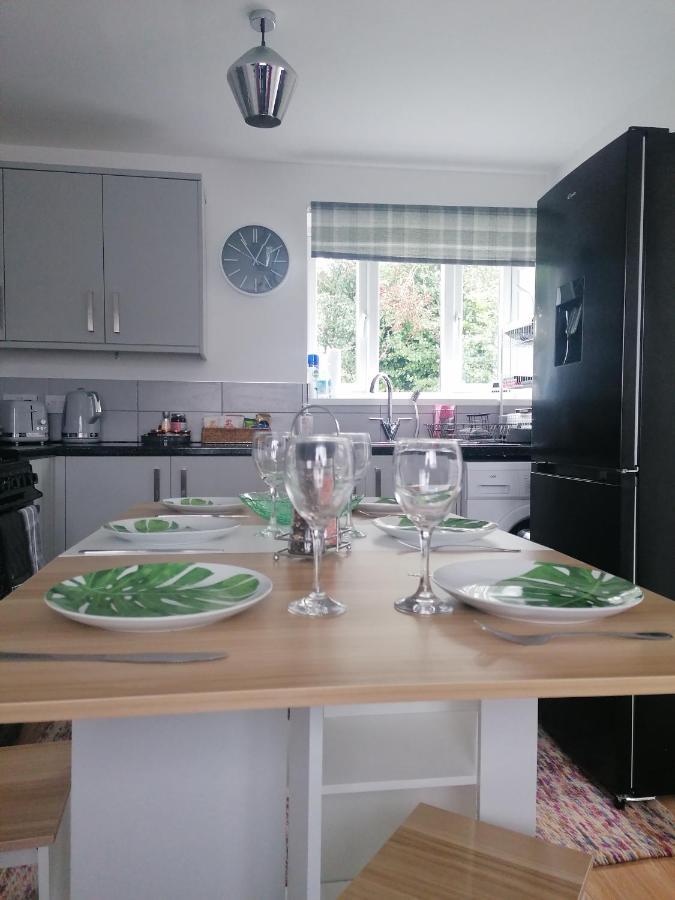 Chota Gher Apartment Widnes Eksteriør billede